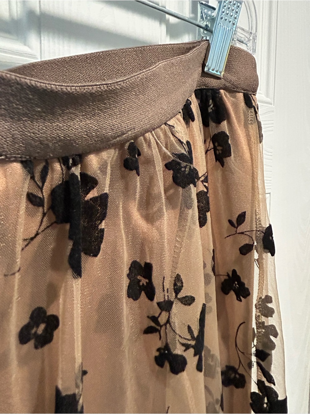 Beige Floral Velvet-Embroidered Midi Skirt - Picture 4 of 5